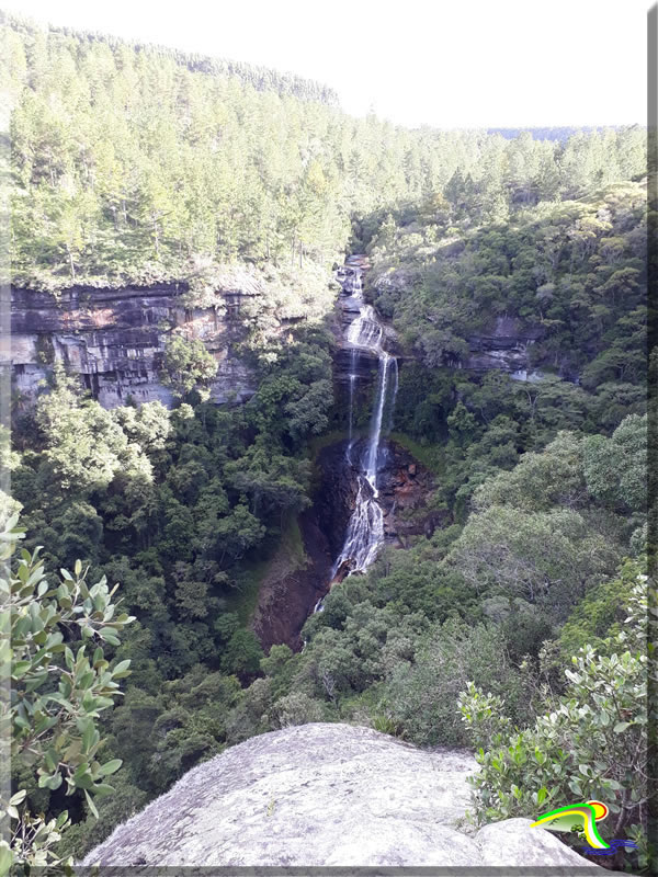 Imagem da Cachoeira da Ivernada no Canion Pirituba em Itapeva SP