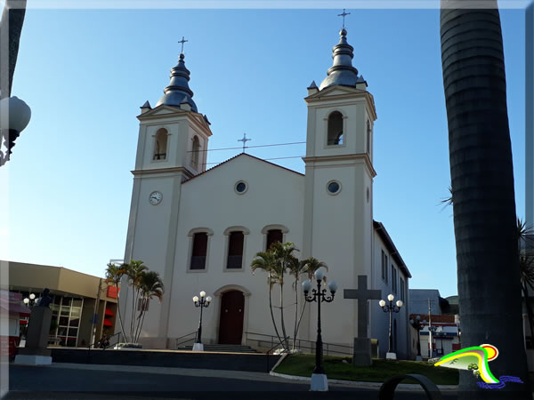 Imagem da Catedral de Santana em Itapeva SP